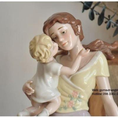 TƯỢNG THỦ CÔNG MẸ VÀ BÉ